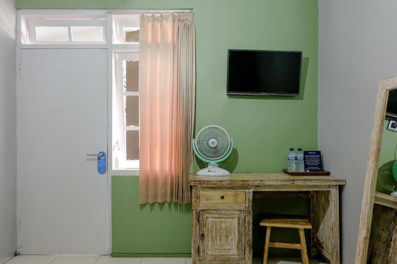 SPOT ON 1712 Griya Shanta Residence Malang Dış mekan fotoğraf