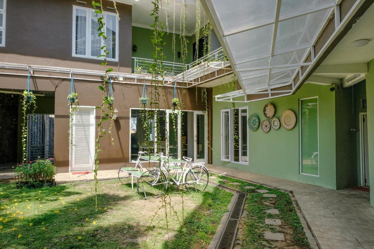 SPOT ON 1712 Griya Shanta Residence Malang Dış mekan fotoğraf